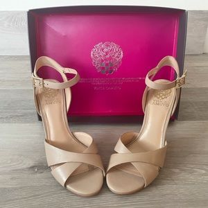 NIB Vince Camuto Women’s Size 7 5 Nude Strappy Heels Sandals Buckles